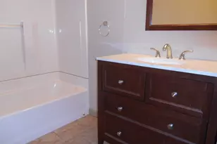 82 Sutton St, Providence, RI 02903 - Photo 22