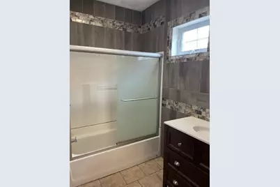 82 Sutton Street, Providence, RI 02903 - Photo 18