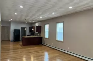 82 Sutton St, Providence, RI 02903 - Photo 8