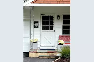31 Nipsah Road, Warwick, RI 02818 - Photo 2