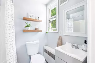 44 Ruth Ave, East Providence, RI 02916 - Photo 20