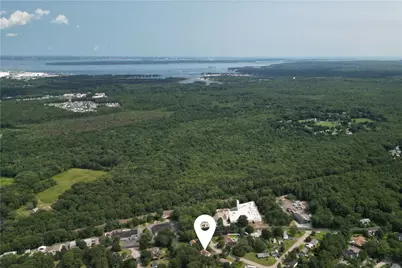 17 Crest Drive, North Kingstown, RI 02852 - Photo 4