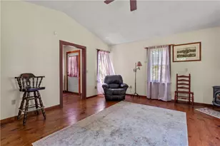 17 Crest Dr, North Kingstown, RI 02852 - Photo 24