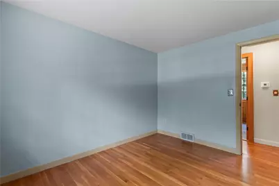 17 Crest Drive, North Kingstown, RI 02852 - Photo 36