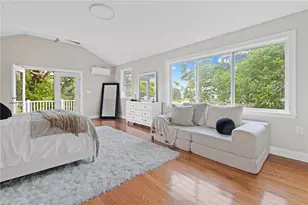 18 Pevear Ave, Warwick, RI 02886 - Photo 32