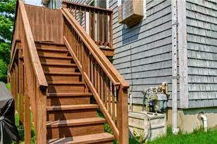 479 Providence St, Warwick, RI 02886 - Photo 30
