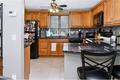479 Providence Street #C1, Warwick, RI 02886 - Photo 6