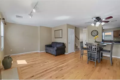 1603 Plainfield Pike #B7, Johnston, RI 02919 - Photo 4
