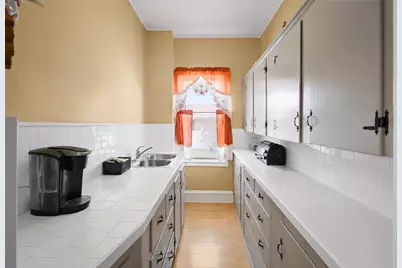70 Martin Street, East Providence, RI 02914 - Photo 10