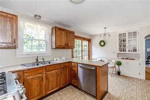 63 Abbey Ave, Warwick, RI 02888 - Photo 12