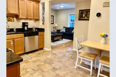 61 Callender Avenue #2, Newport, RI 02840 - Photo 4