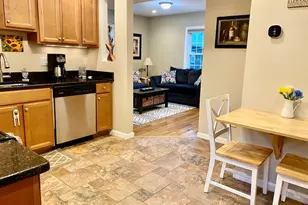 61 Callender Ave, Newport, RI 02840 - Photo 4