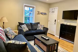 61 Callender Ave, Newport, RI 02840 - Photo 12