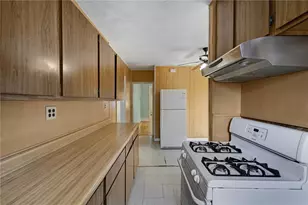 34 Matson Ave, Providence, RI 02909 - Photo 8