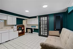 103 Calaman Rd, Cranston, RI 02910 - Photo 36
