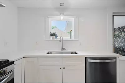 103 Calaman Road, Cranston, RI 02910 - Photo 8