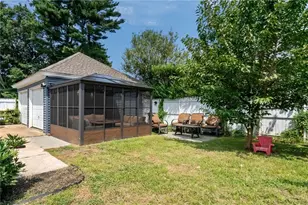 103 Calaman Rd, Cranston, RI 02910 - Photo 46