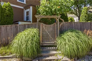 83 Malbone Rd, Newport, RI 02840 - Photo 40