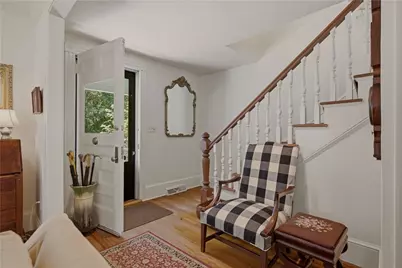 83 Malbone Road, Newport, RI 02840 - Photo 4