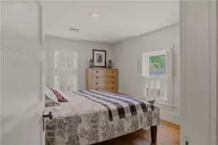 83 Malbone Rd, Newport, RI 02840 - Photo 26
