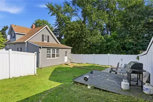 79 Winfield Rd, Johnston, RI 02919 - Photo 28