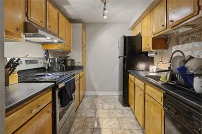 40 Cowesett Avenue #27, West Warwick, RI 02893 - Photo 6