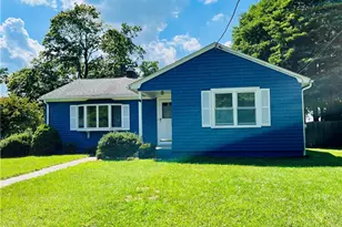 15 Washington Rd, Barrington, RI 02806 - Photo 2
