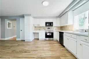 15 Washington Rd, Barrington, RI 02806 - Photo 6