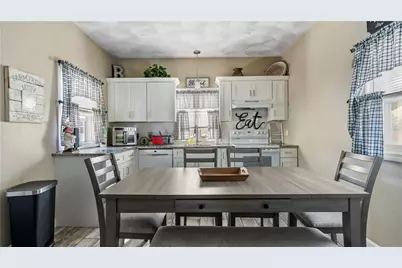 93 French Street, Pawtucket, RI 02860 - Photo 8
