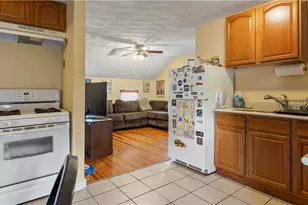 93 French St, Pawtucket, RI 02860 - Photo 28