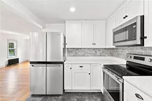 140 Myrtle Ave, Warwick, RI 02886 - Photo 16