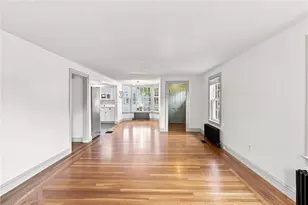 140 Myrtle Ave, Warwick, RI 02886 - Photo 10