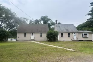 31 Phillips Hill Rd, Coventry, RI 02816 - Photo 1