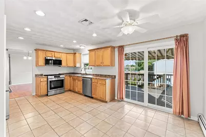 25 Plaza Street, Cranston, RI 02920 - Photo 6