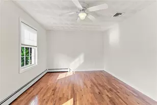 25 Plaza St, Cranston, RI 02920 - Photo 26