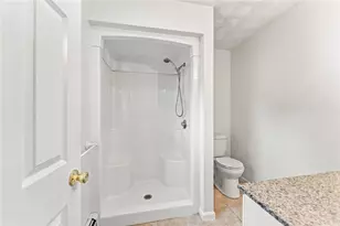 25 Plaza St, Cranston, RI 02920 - Photo 36