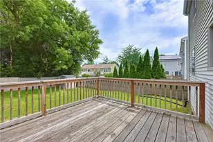 11 Lynde St, Providence, RI 02908 - Photo 4