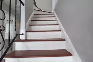 15 Barrows St, Providence, RI 02909 - Photo 10