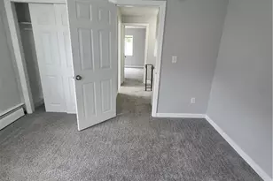 15 Barrows St, Providence, RI 02909 - Photo 16