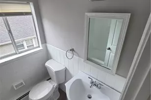15 Barrows St, Providence, RI 02909 - Photo 18