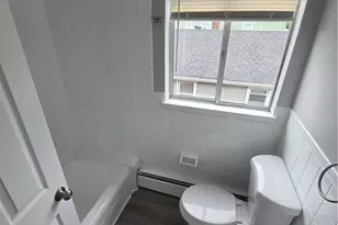 15 Barrows St, Providence, RI 02909 - Photo 20