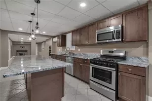 18 Steeple Ln, Lincoln, RI 02865 - Photo 34