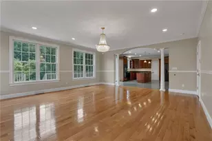 18 Steeple Ln, Lincoln, RI 02865 - Photo 18