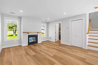 51 Pine Street, Portsmouth, RI 02871 - Photo 4