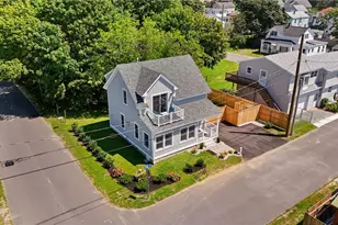 51 Pine St, Portsmouth, RI 02871 - Photo 2