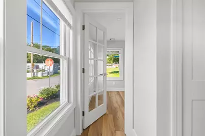 51 Pine Street, Portsmouth, RI 02871 - Photo 12