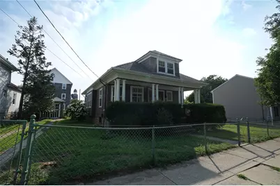 72 Boutwell Street, Pawtucket, RI 02860 - Photo 4