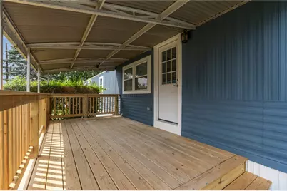 39 Cathy Circle, Portsmouth, RI 02871 - Photo 16