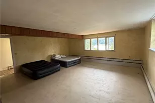 28 Lakeside Dr, Narragansett, RI 02882 - Photo 2