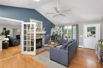 25 Factory Pond Circle, Smithfield, RI 02828 - Photo 2